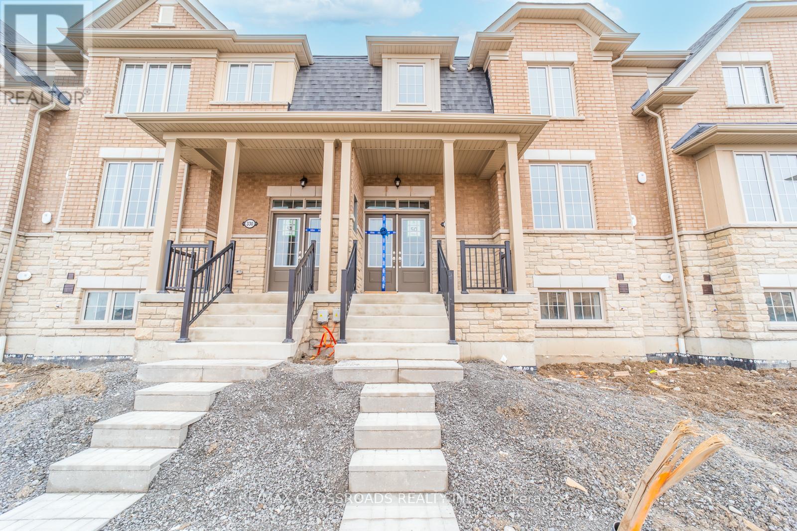332 Coronation Road, Whitby, Ontario  M1P 1Y2 - Photo 2 - E13668968