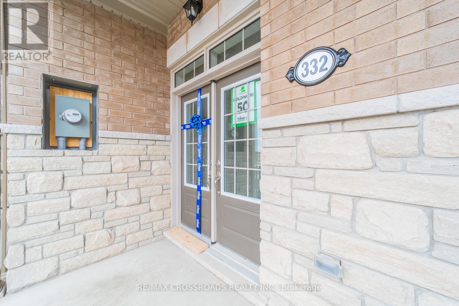 332 Coronation Road, Whitby, Ontario  M1P 1Y2 - Photo 4 - E13668968