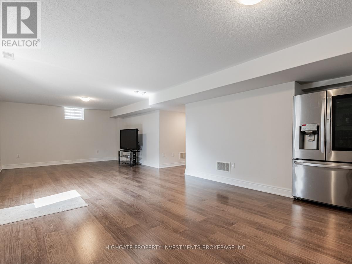Bsmt - 1055 Purus Path, Pickering, Ontario  L1V 2P8 - Photo 10 - E13668970