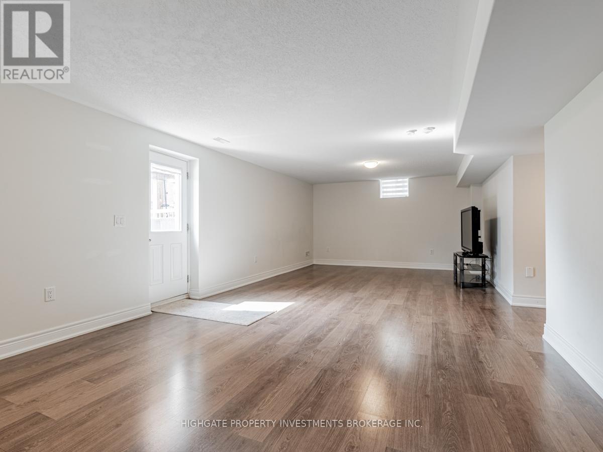 Bsmt - 1055 Purus Path, Pickering, Ontario  L1V 2P8 - Photo 11 - E13668970