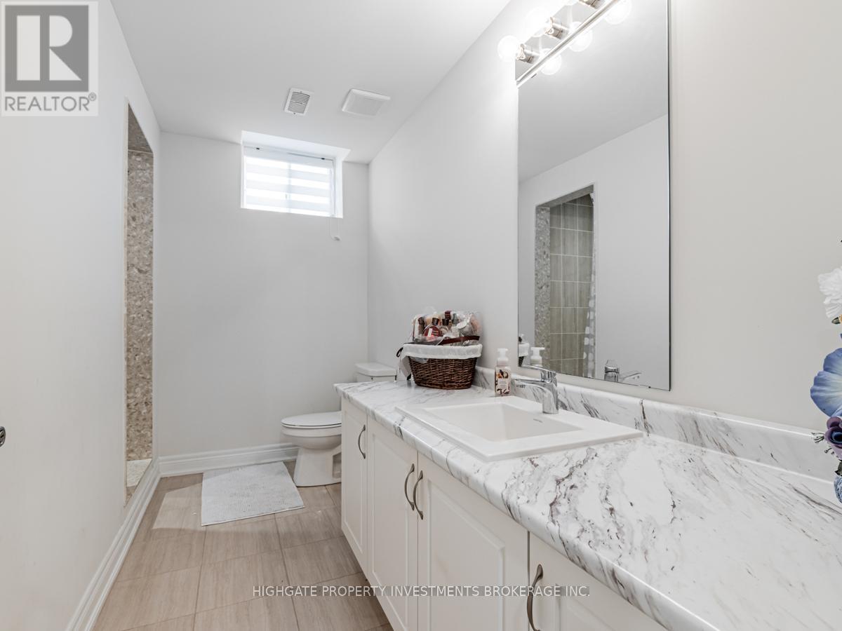 Bsmt - 1055 Purus Path, Pickering, Ontario  L1V 2P8 - Photo 17 - E13668970