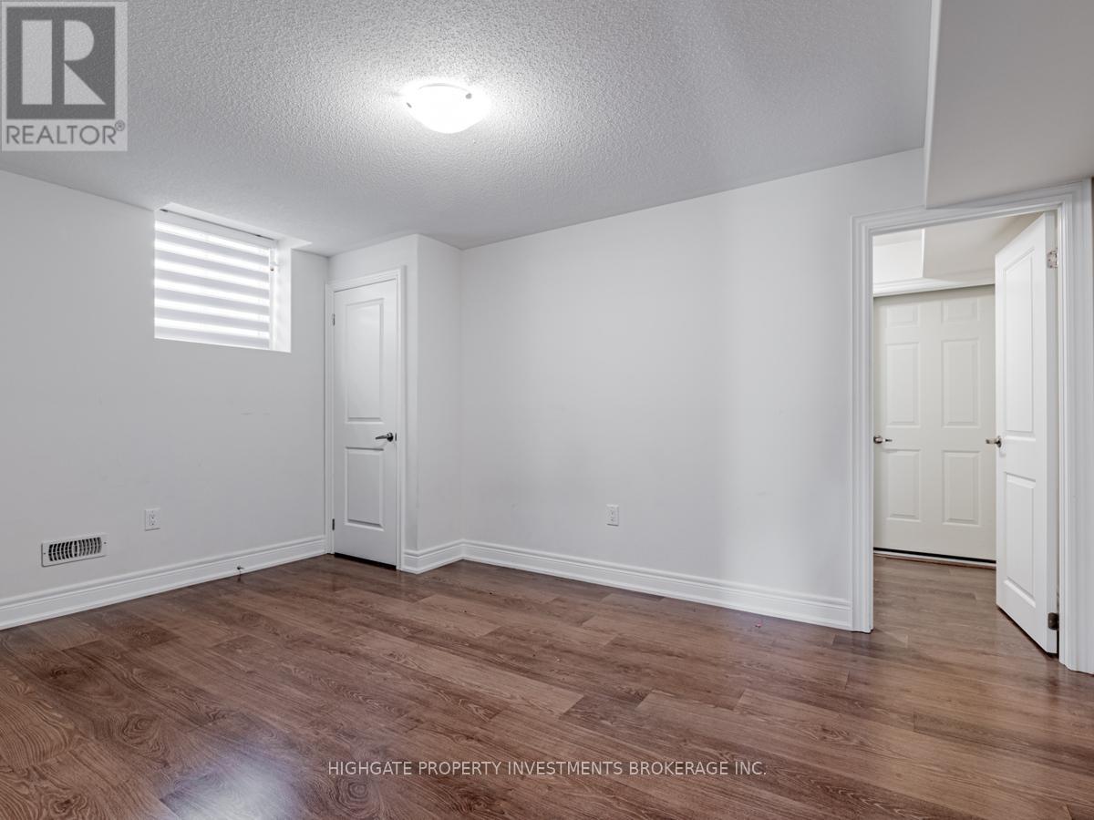 Bsmt - 1055 Purus Path, Pickering, Ontario  L1V 2P8 - Photo 19 - E13668970