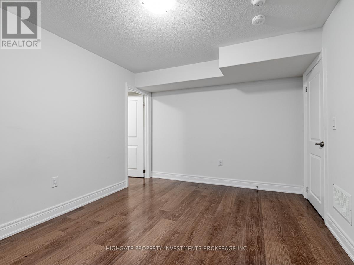 Bsmt - 1055 Purus Path, Pickering, Ontario  L1V 2P8 - Photo 21 - E13668970