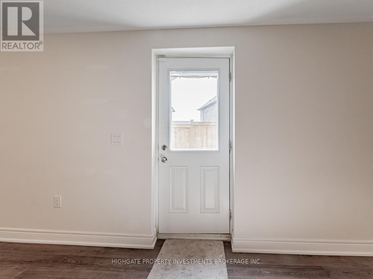 Bsmt - 1055 Purus Path, Pickering, Ontario  L1V 2P8 - Photo 3 - E13668970