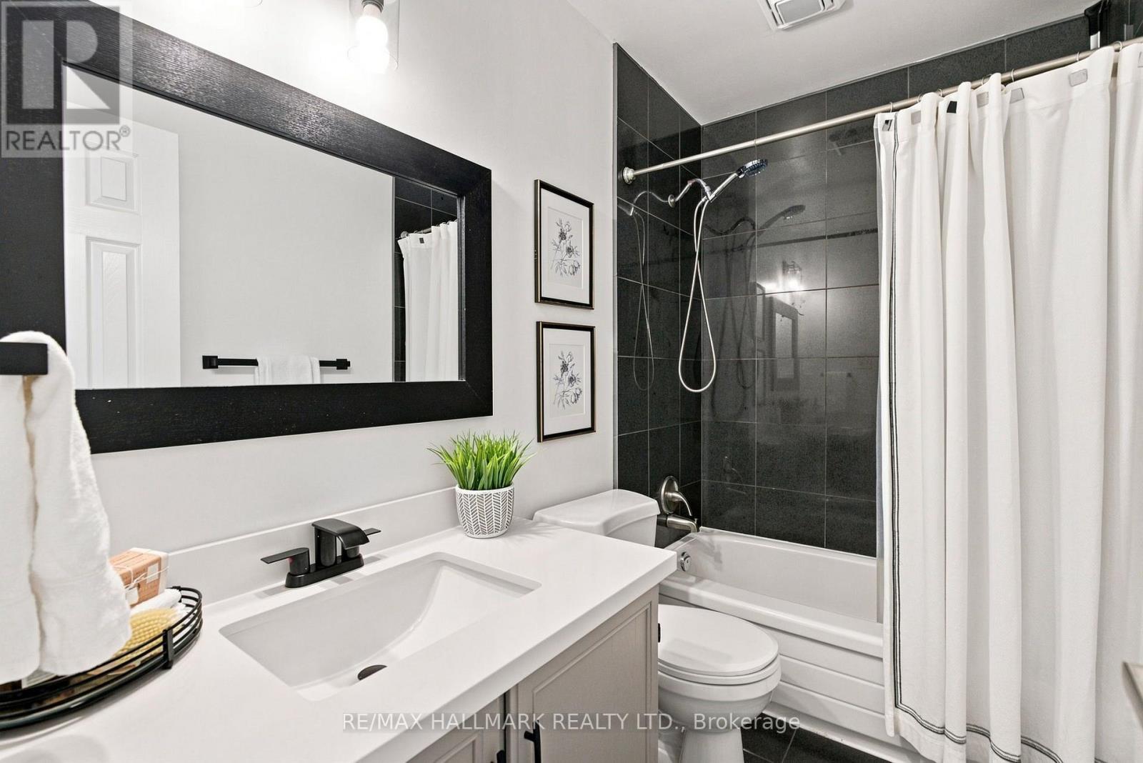 35 Downham Drive, Clarington, Ontario  L1C 4G4 - Photo 19 - E13668994