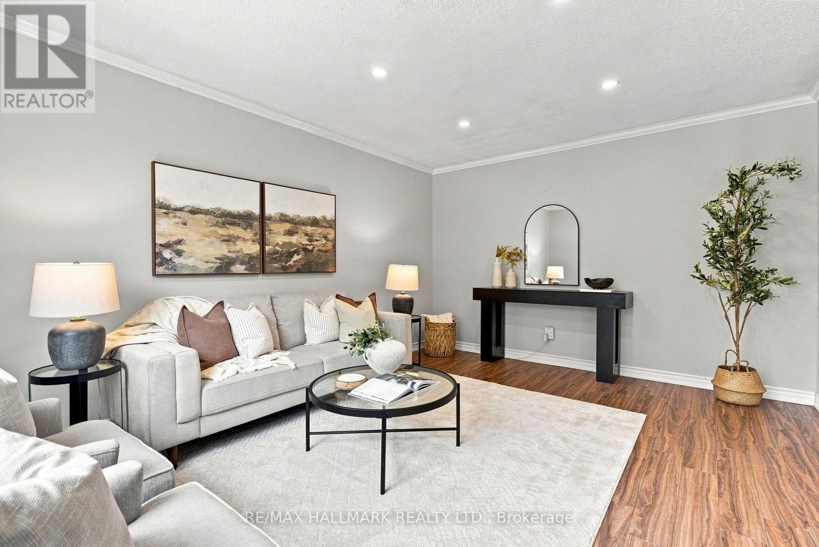 35 Downham Drive, Clarington, Ontario  L1C 4G4 - Photo 5 - E13668994