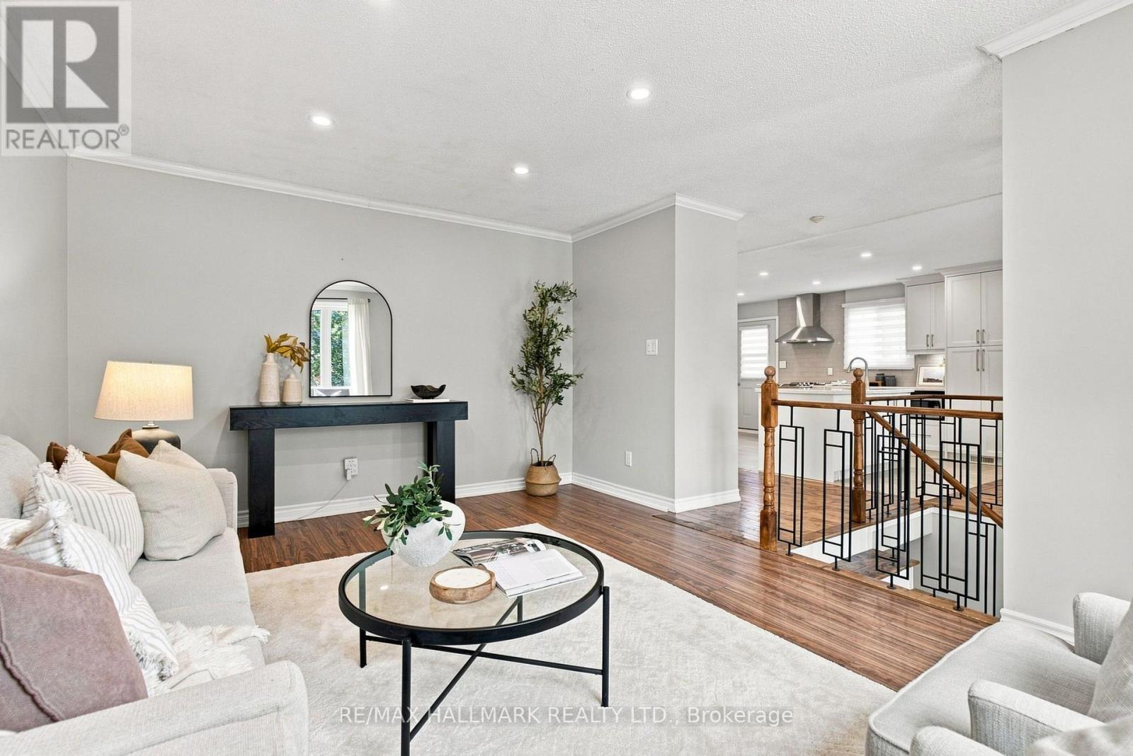 35 Downham Drive, Clarington, Ontario  L1C 4G4 - Photo 6 - E13668994