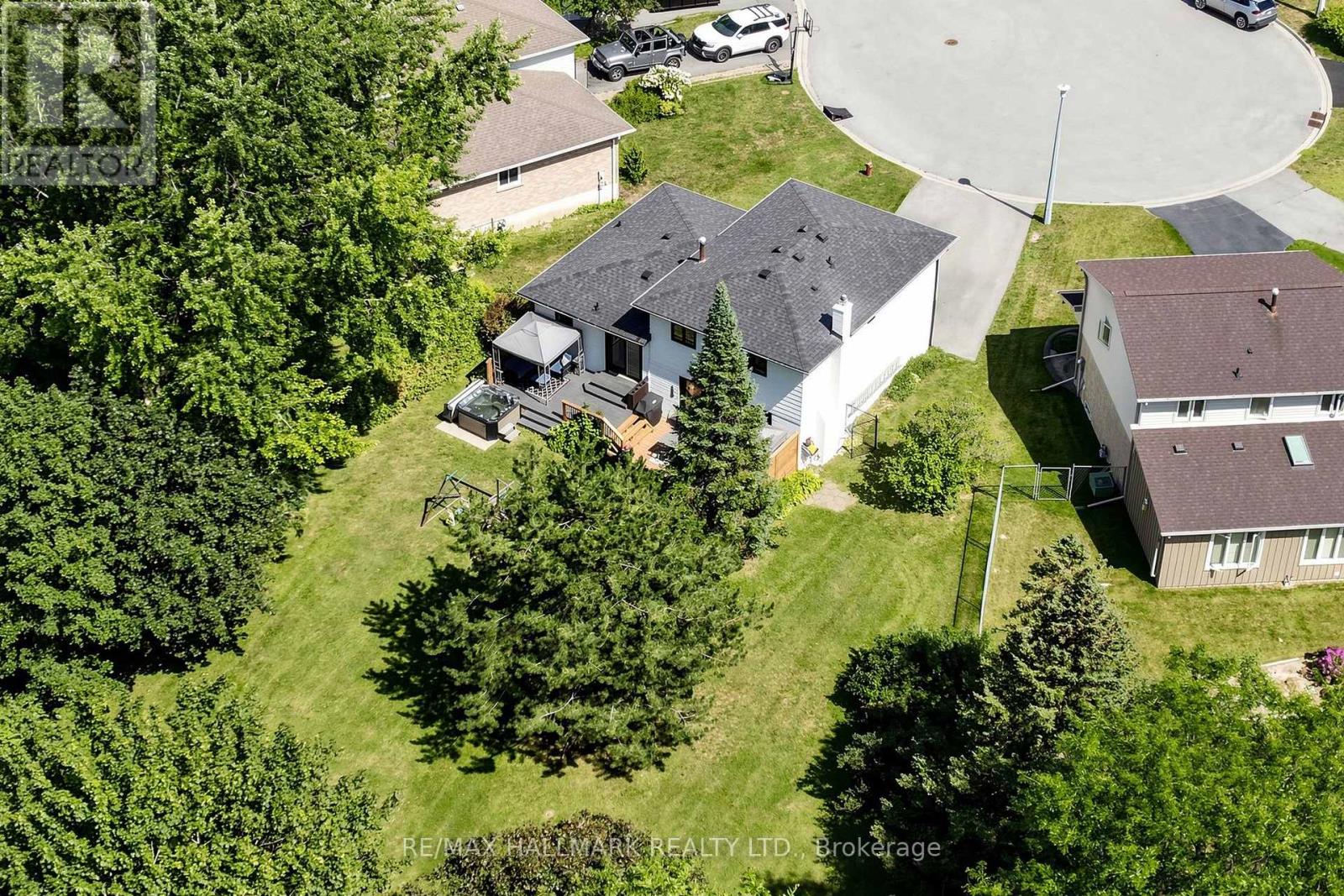 Part 1 - 20 Oak Court, Aurora, Ontario  L4G 3J6 - Photo 32 - N13669022