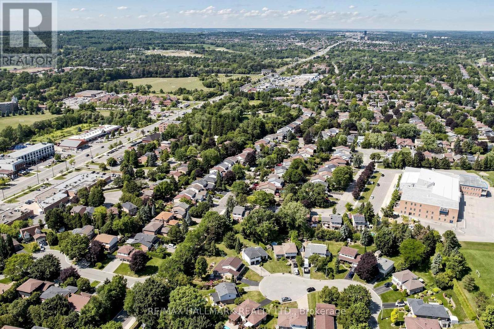 Part 1 - 20 Oak Court, Aurora, Ontario  L4G 3J6 - Photo 43 - N13669022