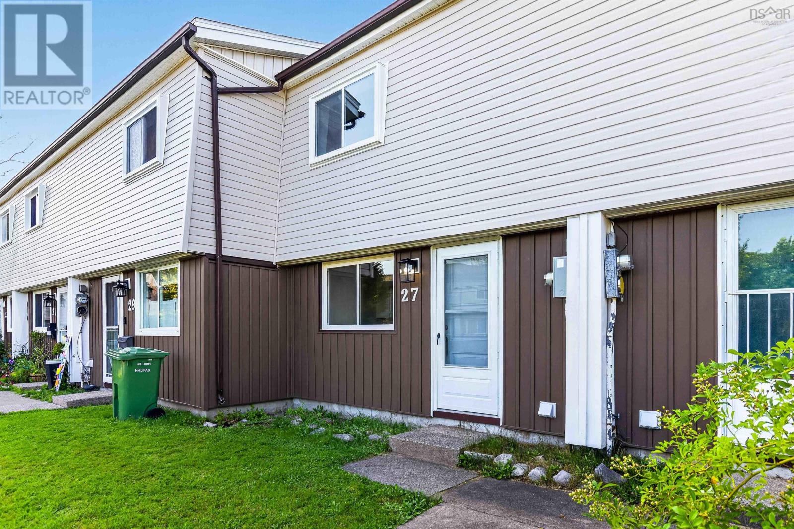 27 Drumdonald Road, Halifax, Nova Scotia  B3P 2L1 - Photo 2 - 202619181