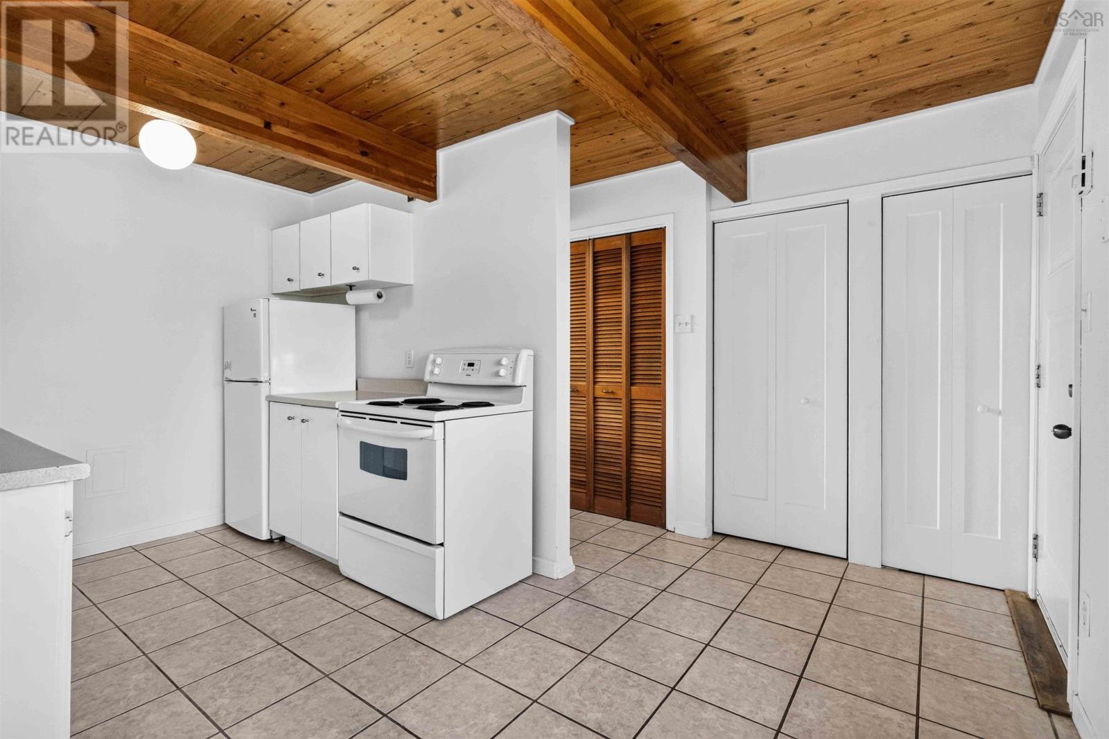 27 Drumdonald Road, Halifax, Nova Scotia  B3P 2L1 - Photo 8 - 202619181