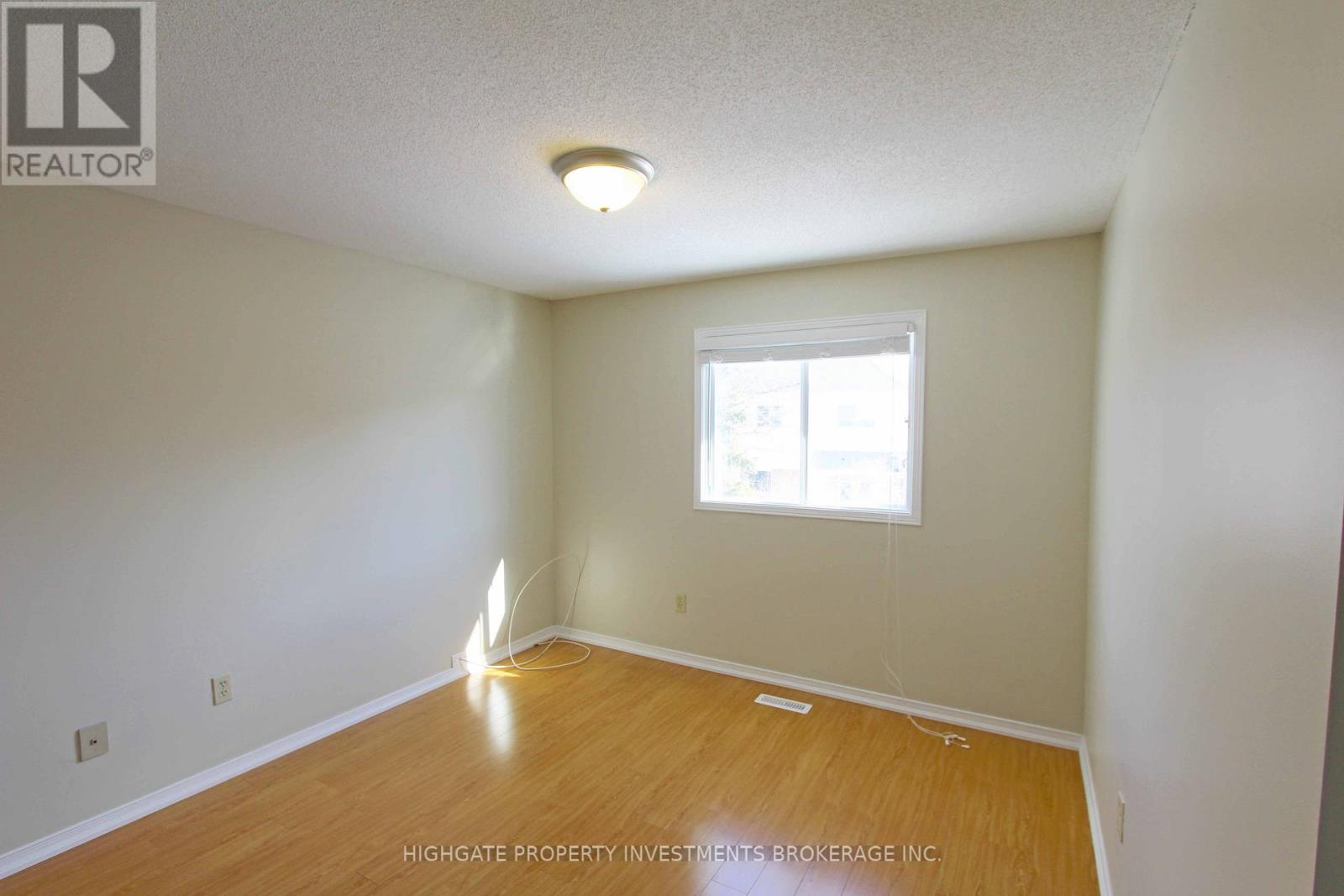 80 Hadden Crescent, Barrie (Cundles East), Ontario L4M 6G7 - Photo 9 - S13669016