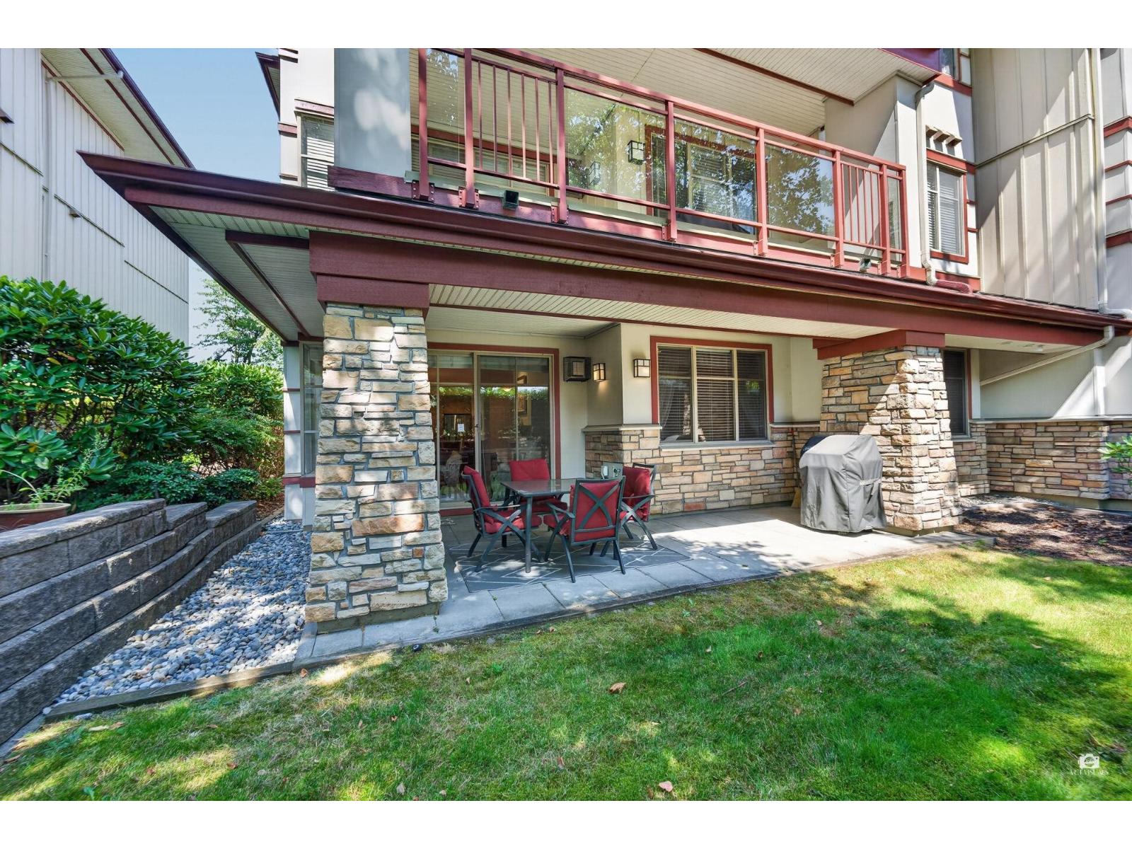 106 16447 64 Avenue, Surrey, British Columbia  V3S 6V7 - Photo 2 - R3154689