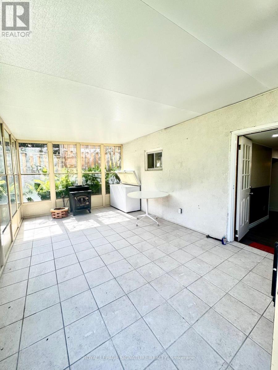 2 - 524 Rouge Hills Drive, Toronto, Ontario  M1C 2Z8 - Photo 15 - E13659580