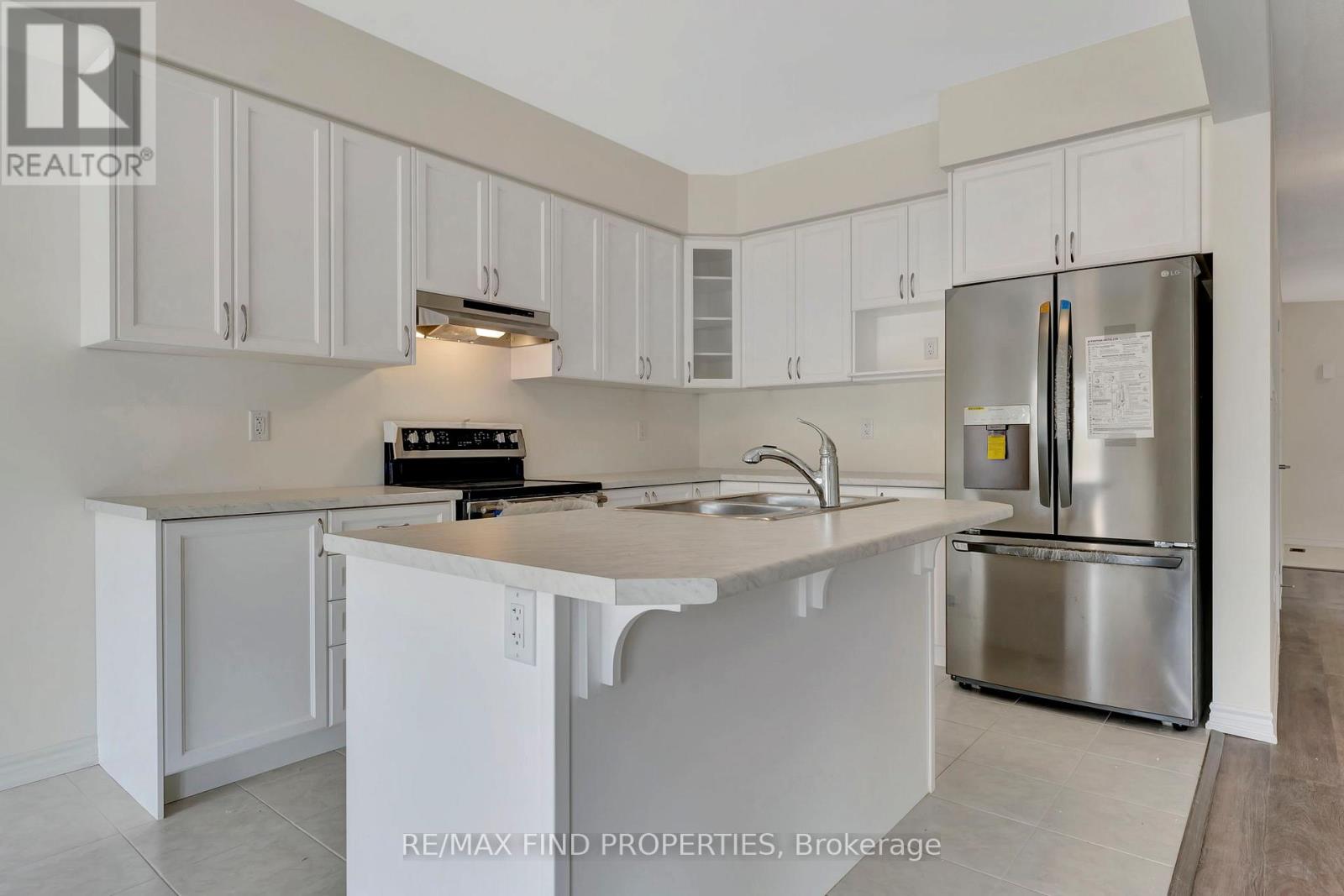 21 Dennis Avenue, Brantford, Ontario N3V 0C1 - Photo 10 - X13656886