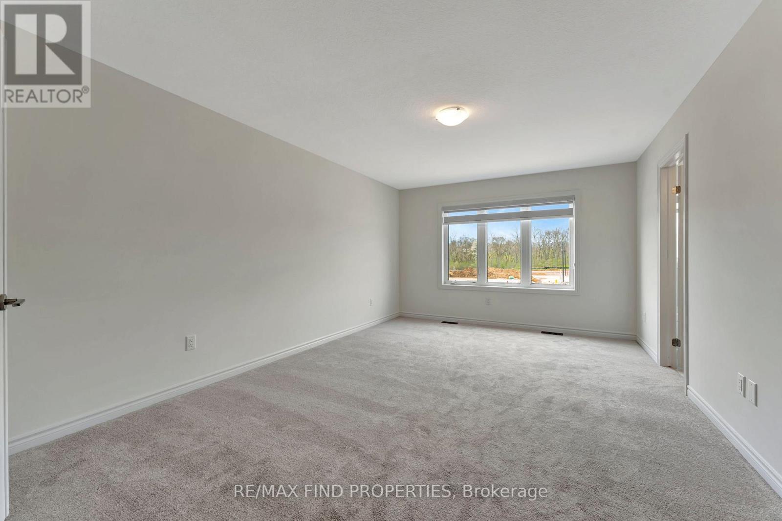 21 Dennis Avenue, Brantford, Ontario N3V 0C1 - Photo 20 - X13656886