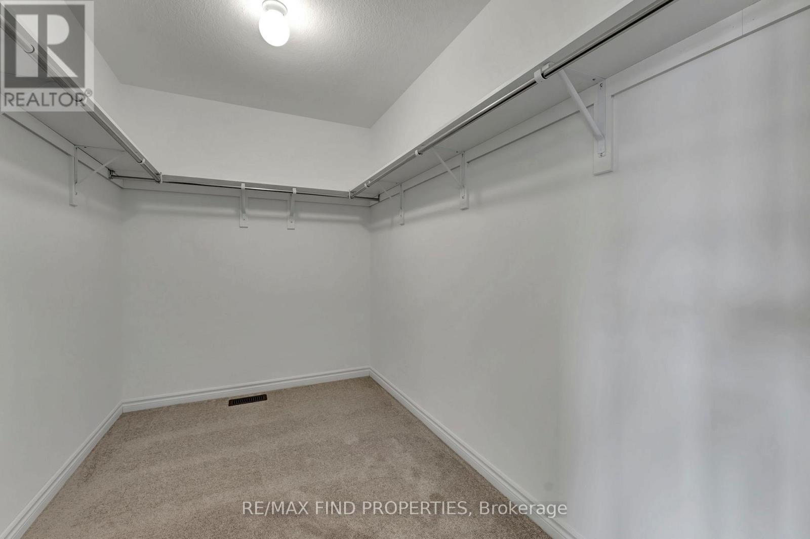 21 Dennis Avenue, Brantford, Ontario N3V 0C1 - Photo 25 - X13656886