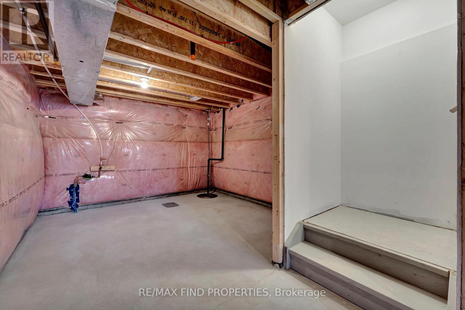 21 Dennis Avenue, Brantford, Ontario N3V 0C1 - Photo 32 - X13656886
