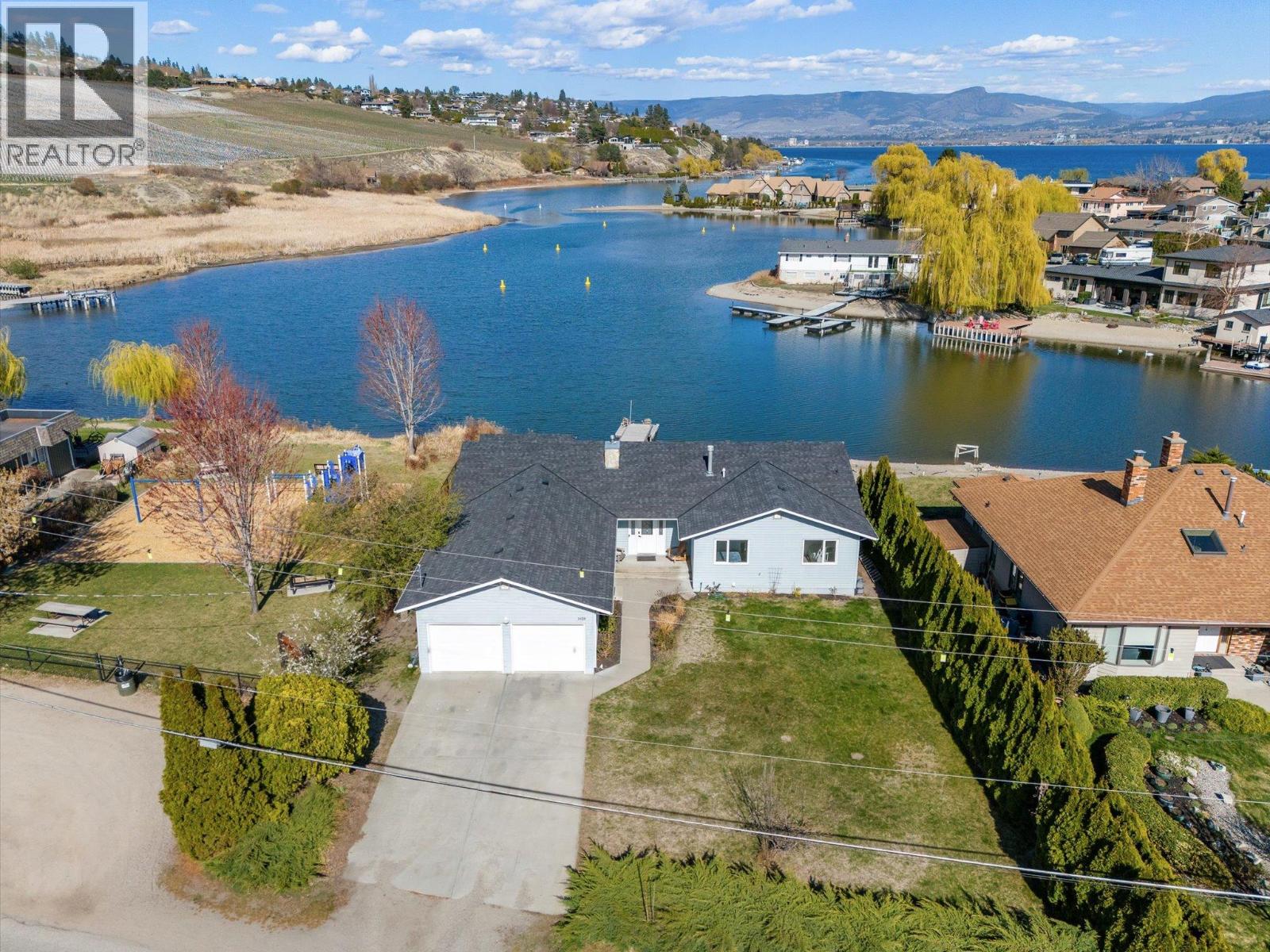 1428 Green Bay Road, West Kelowna, British Columbia