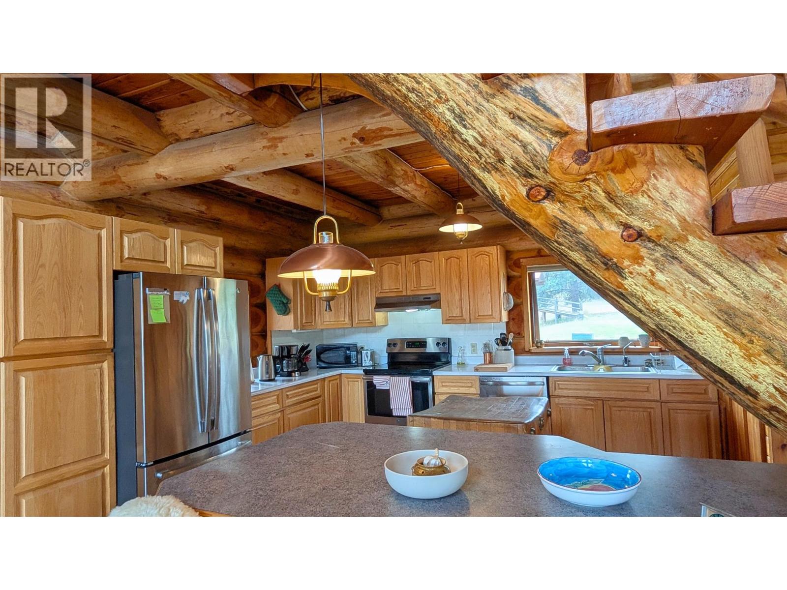 6540 Stanley Road, Ta Ta Creek, British Columbia  V0B 2H0 - Photo 16 - 10397168