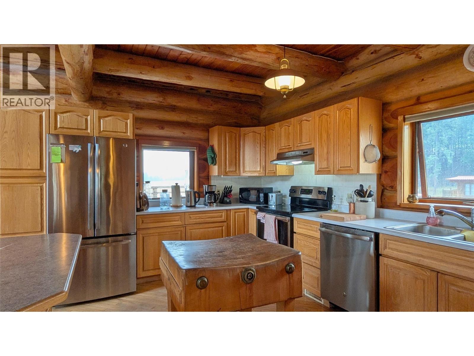 6540 Stanley Road, Ta Ta Creek, British Columbia  V0B 2H0 - Photo 17 - 10397168