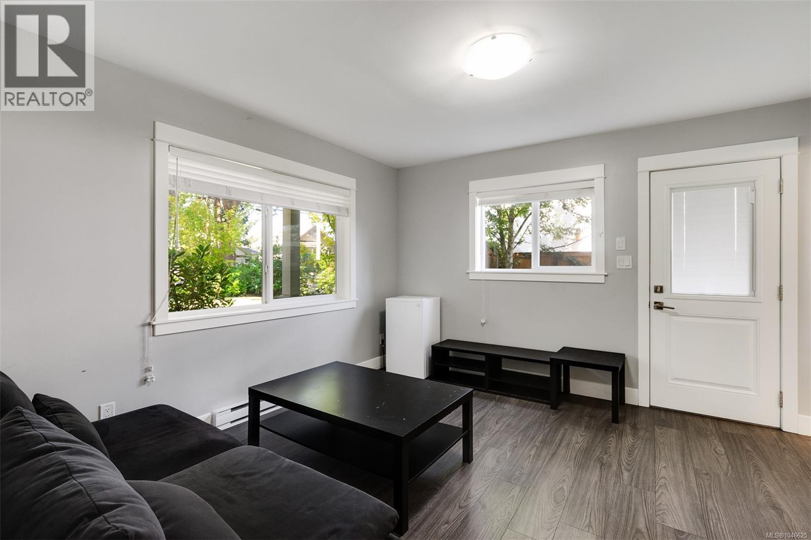 1 2923 Shelbourne St, Victoria, British Columbia V8R 4M7 - Photo 47 - 1046625