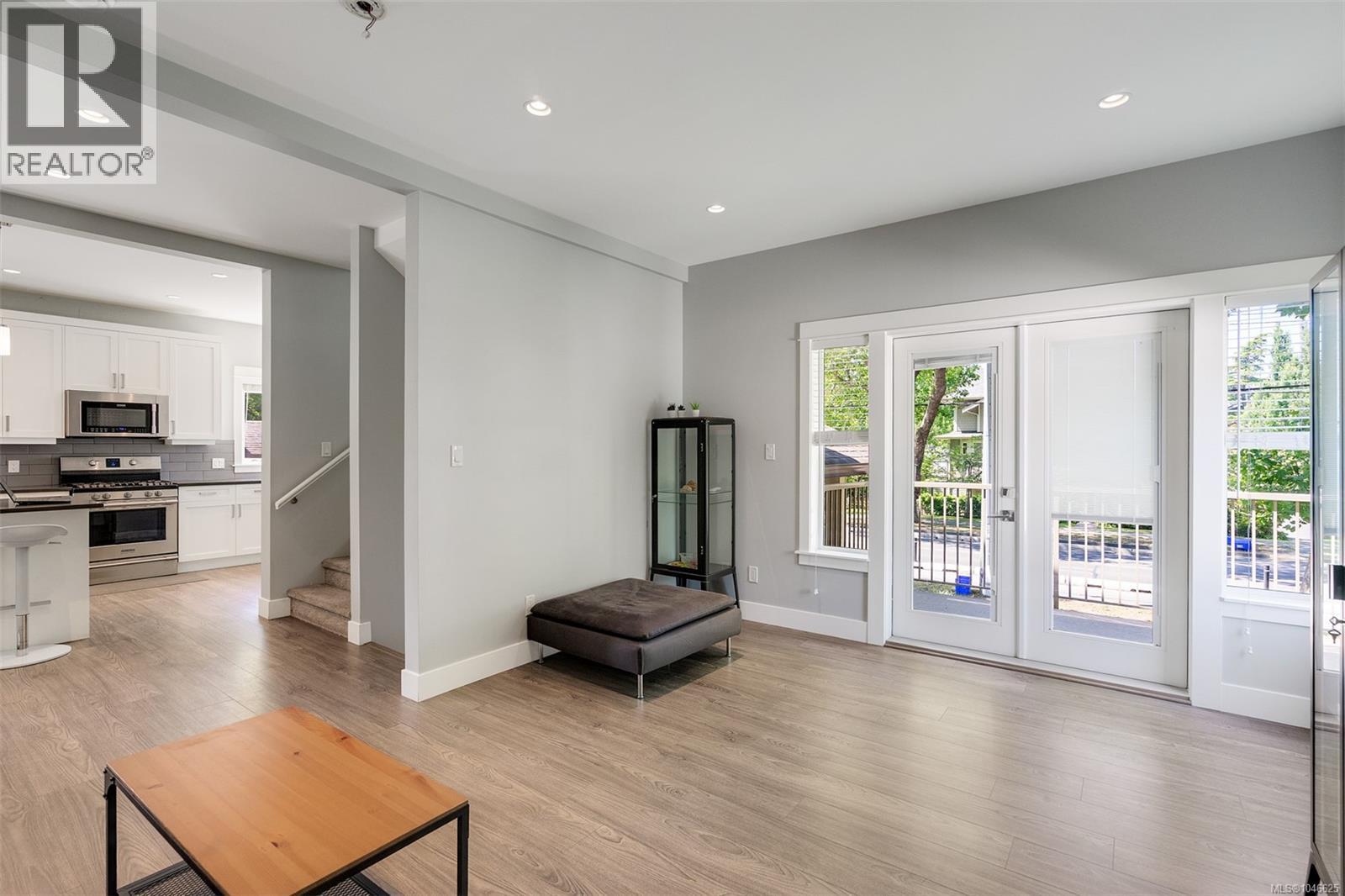 1 2923 Shelbourne St, Victoria, British Columbia V8R 4M7 - Photo 6 - 1046625