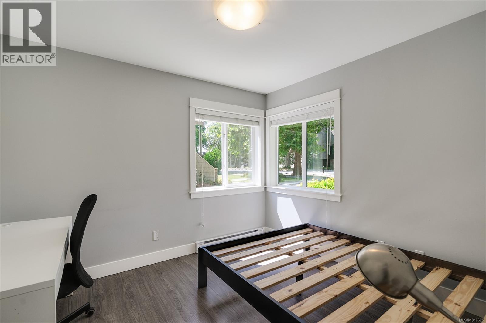 1 2923 Shelbourne St, Victoria, British Columbia V8R 4M7 - Photo 52 - 1046625