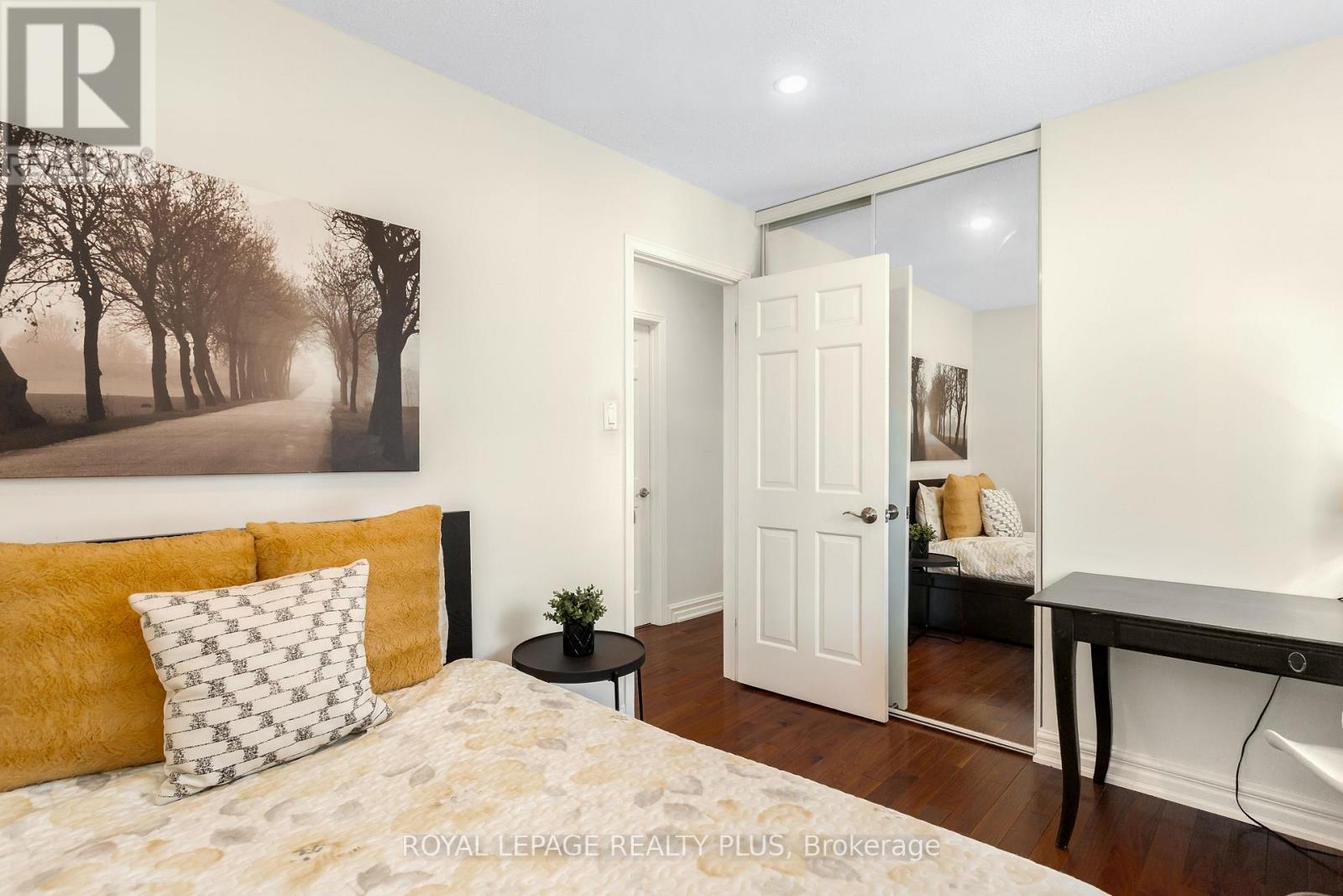 2985 Dancer Court, Mississauga, Ontario  L5L 1Y5 - Photo 20 - W13668924