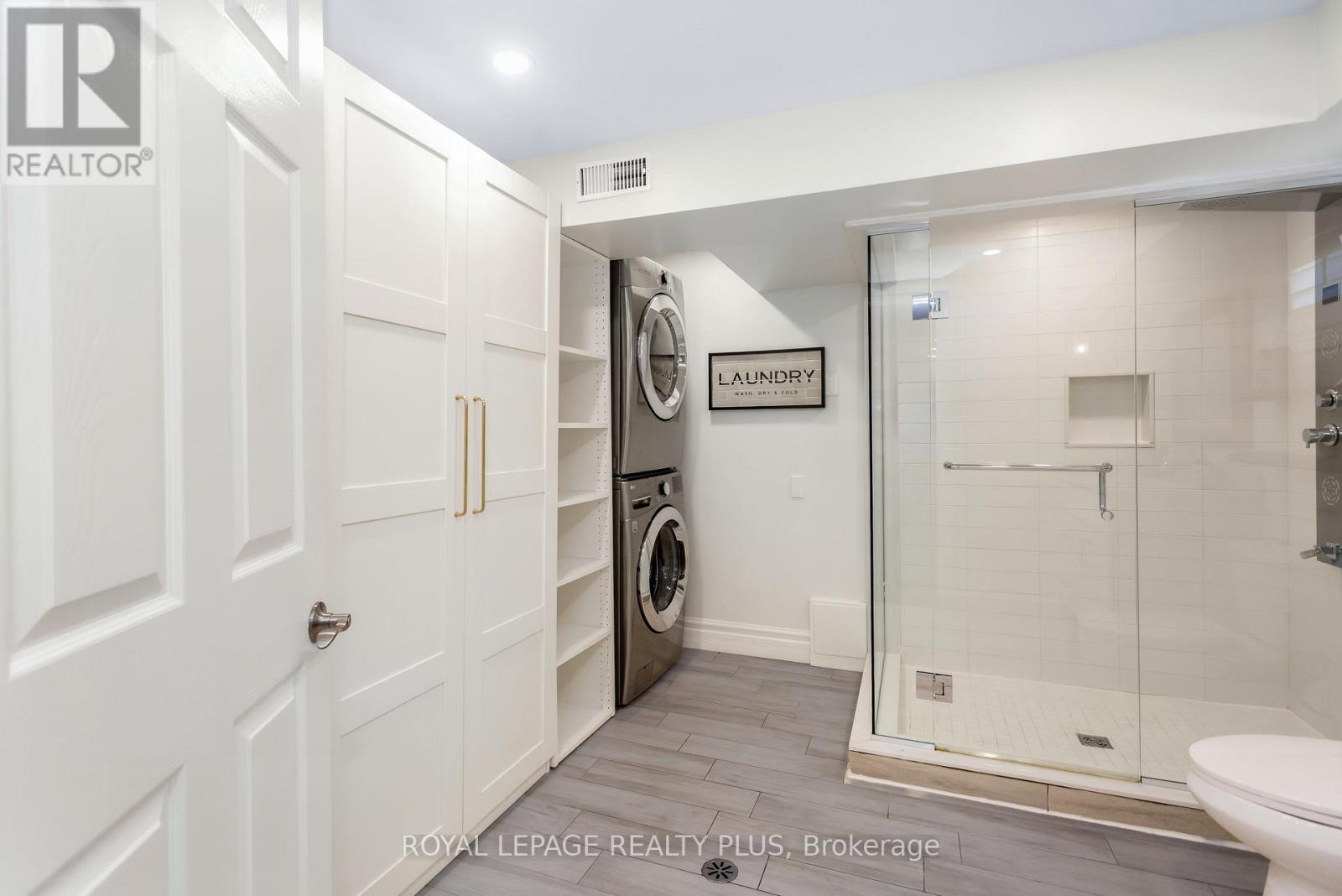 2985 Dancer Court, Mississauga, Ontario  L5L 1Y5 - Photo 26 - W13668924