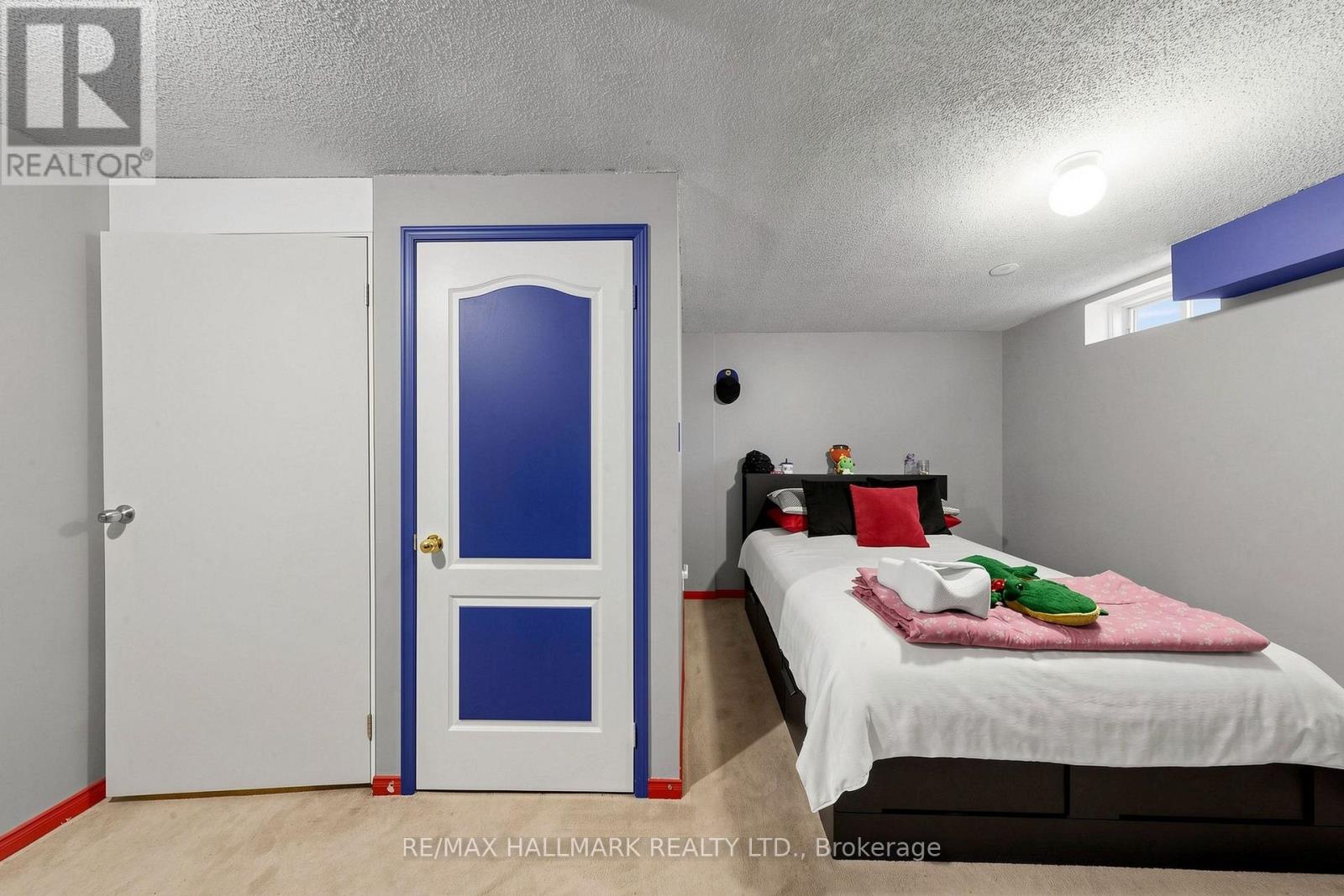 14 Elphick Lane, Toronto, Ontario  M9N 4A2 - Photo 12 - W13668930