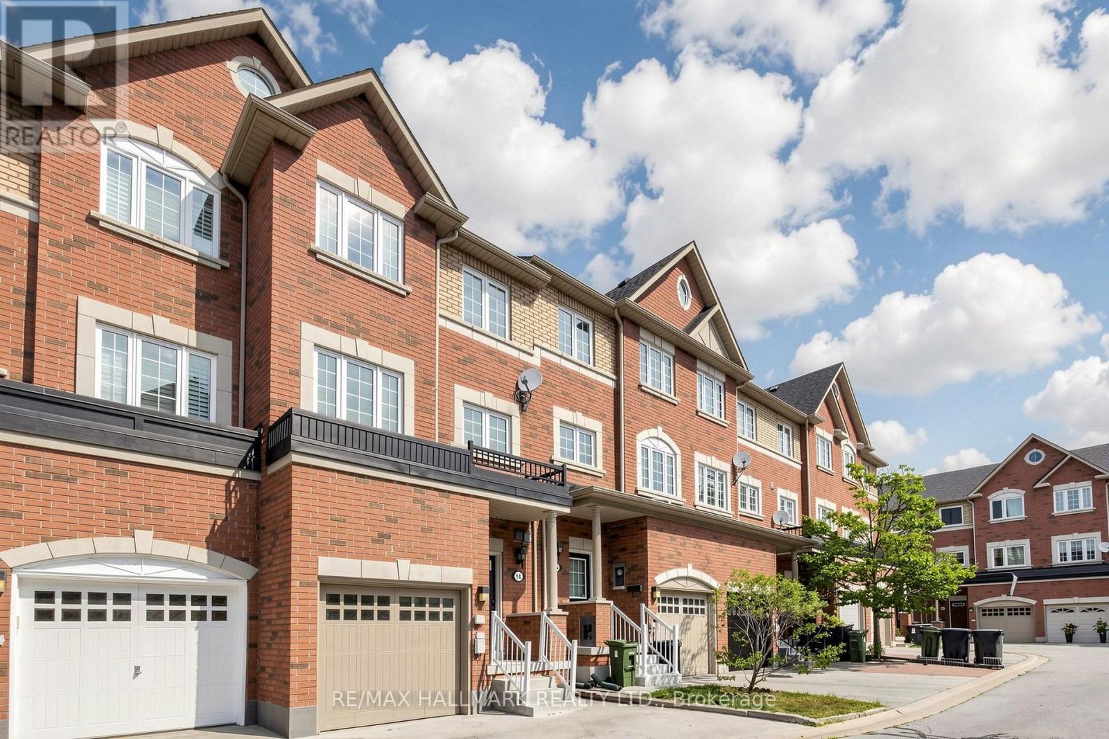 14 Elphick Lane, Toronto, Ontario  M9N 4A2 - Photo 2 - W13668930