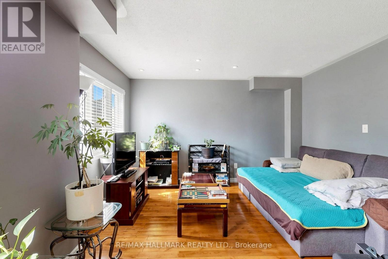 14 Elphick Lane, Toronto, Ontario  M9N 4A2 - Photo 5 - W13668930