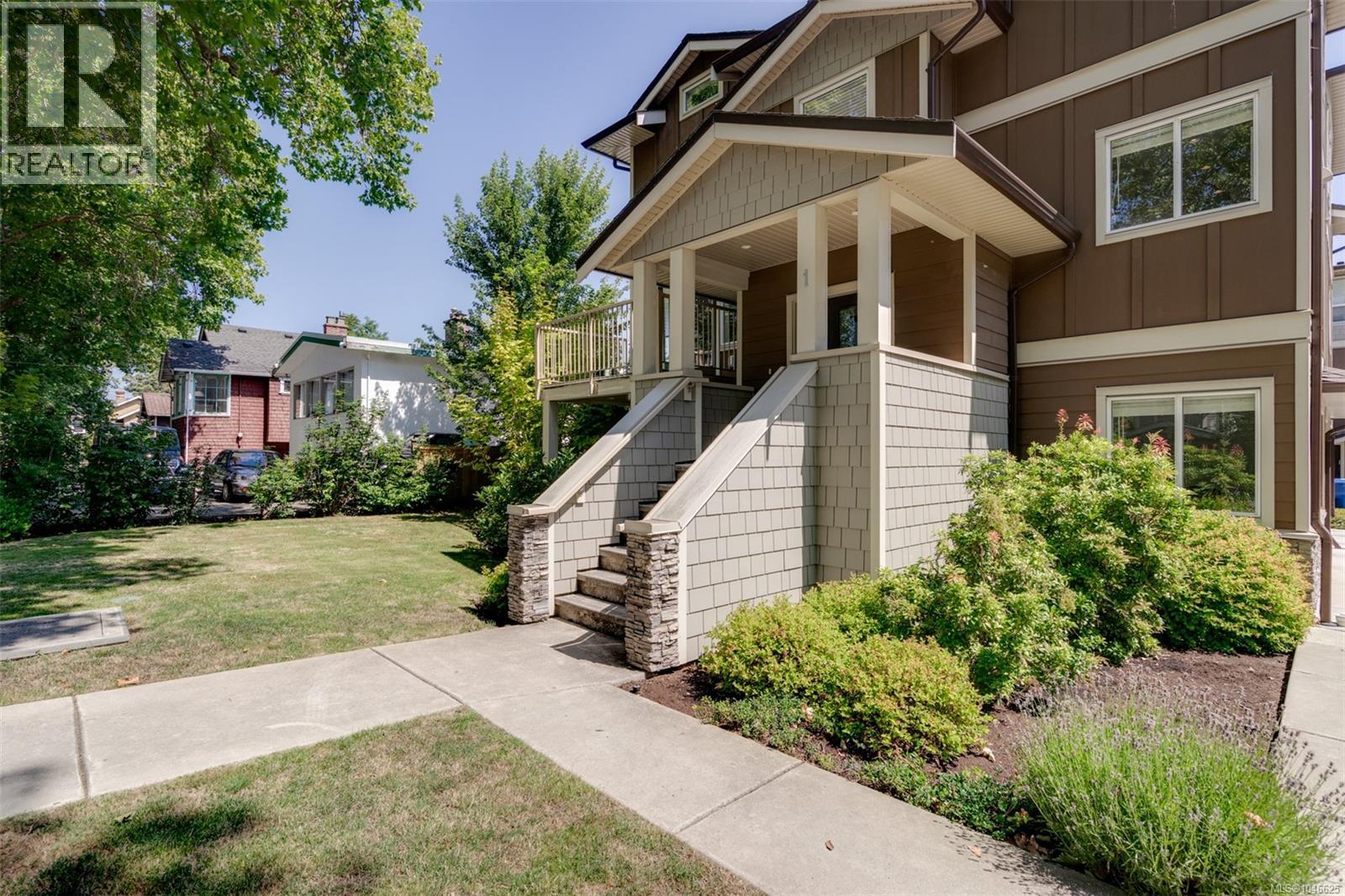 1 2923 Shelbourne St, Victoria, British Columbia V8R 4M7 - Photo 63 - 1046625