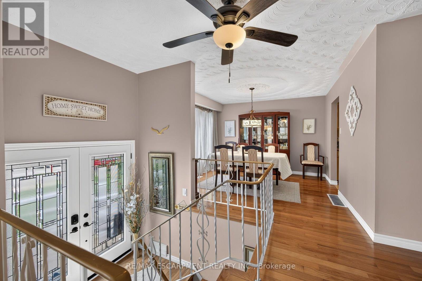 49 Brookstream Court, Hamilton, Ontario  L8K 6J3 - Photo 13 - X13669034