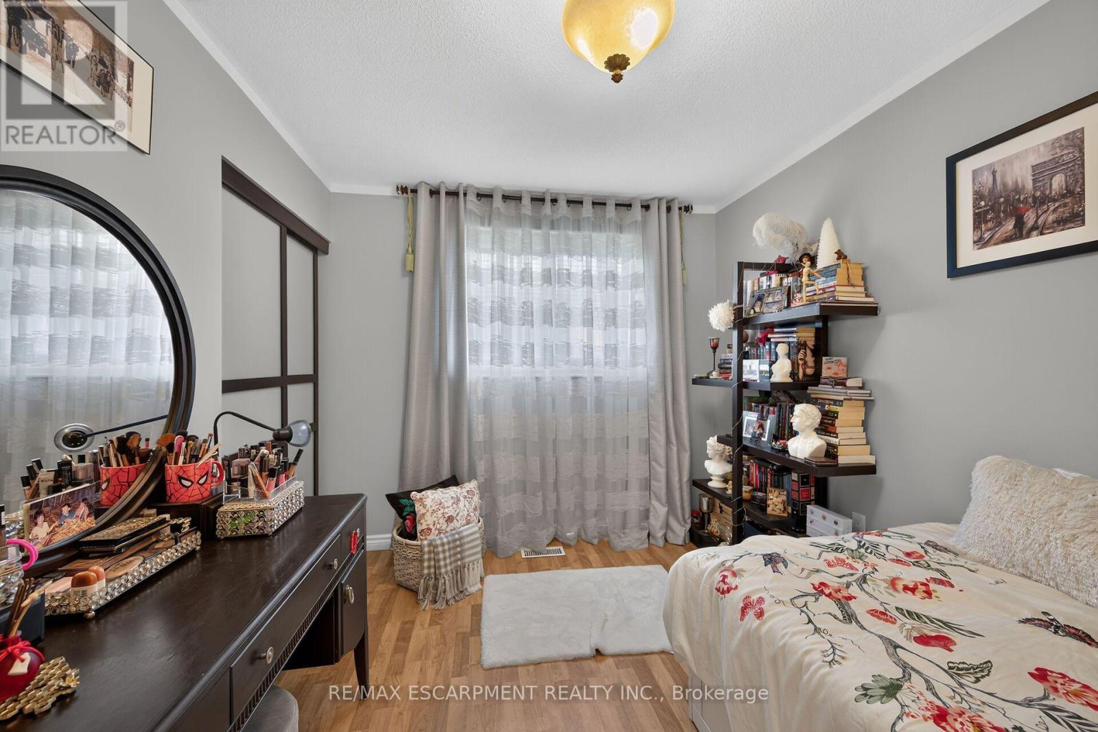 49 Brookstream Court, Hamilton, Ontario  L8K 6J3 - Photo 28 - X13669034