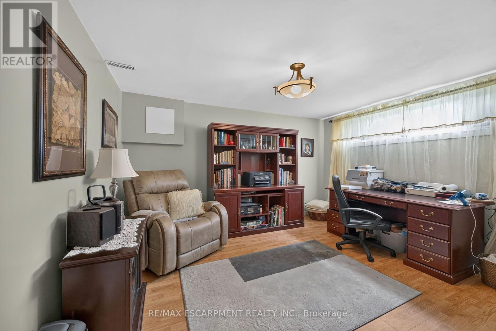49 Brookstream Court, Hamilton, Ontario  L8K 6J3 - Photo 36 - X13669034
