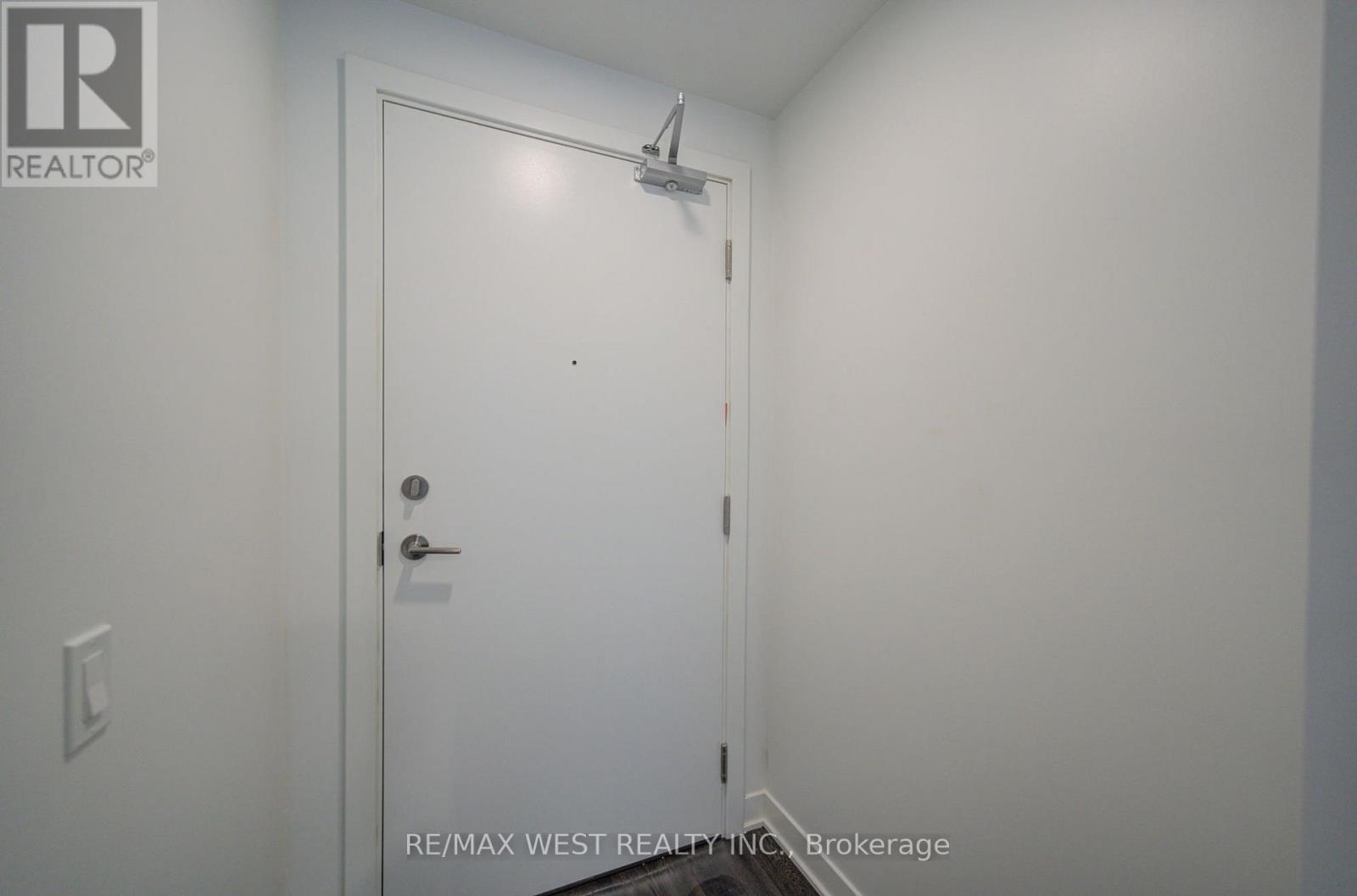 2012 - 6 Flavelle Trail, Vaughan, Ontario  L4L 0M8 - Photo 12 - N13643614