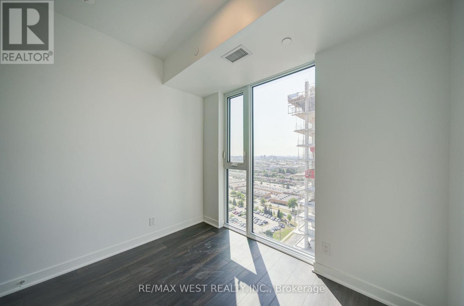 2012 - 6 Flavelle Trail, Vaughan, Ontario  L4L 0M8 - Photo 16 - N13643614