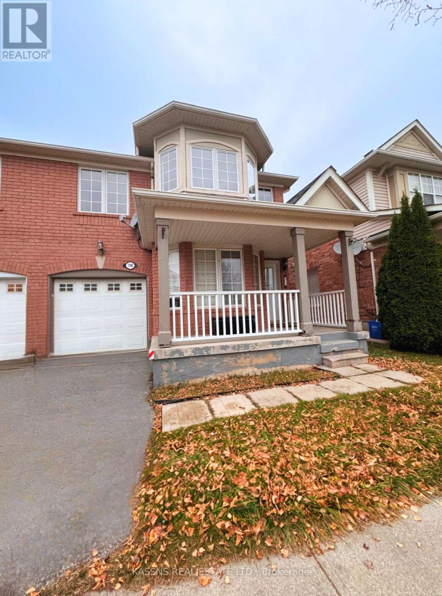 718 Irving Terrace, Milton, Ontario  L9T 6H3 - Photo 3 - W13599652