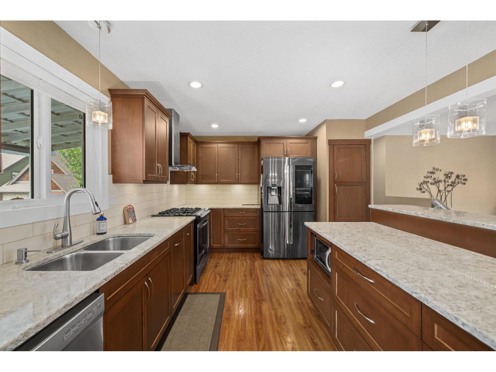 6235 Dundee Place, Sardis South, Chilliwack, British Columbia  V2R 2H1 - Photo 5 - R3122645
