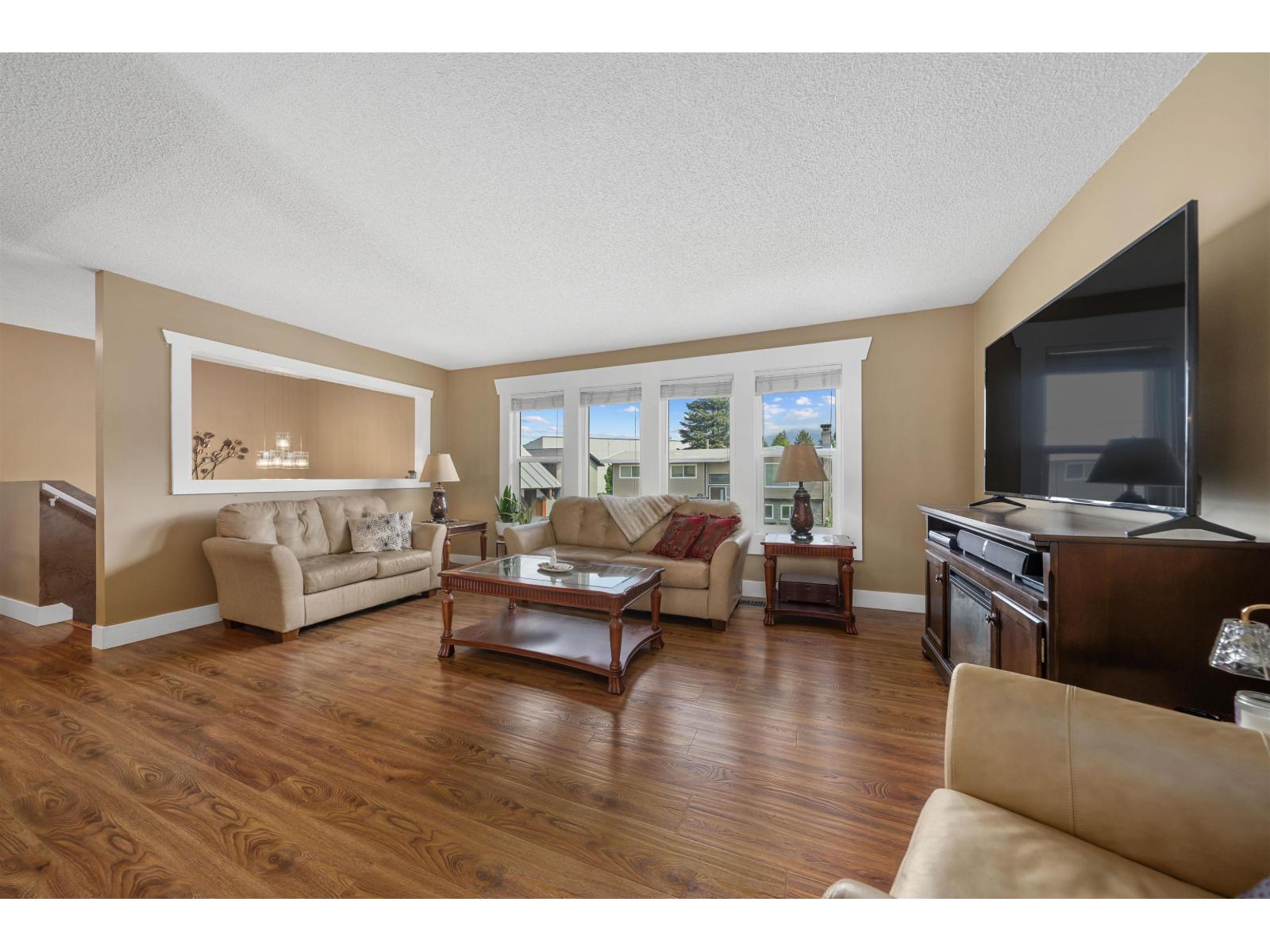 6235 Dundee Place, Sardis South, Chilliwack, British Columbia  V2R 2H1 - Photo 9 - R3122645