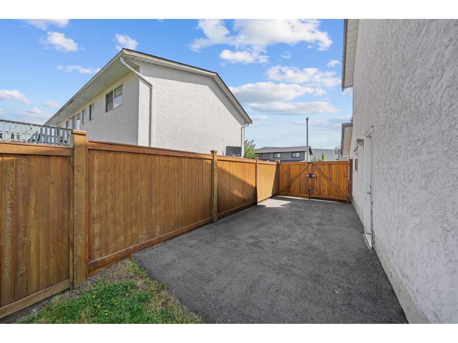 6235 Dundee Place, Sardis South, Chilliwack, British Columbia  V2R 2H1 - Photo 32 - R3122645