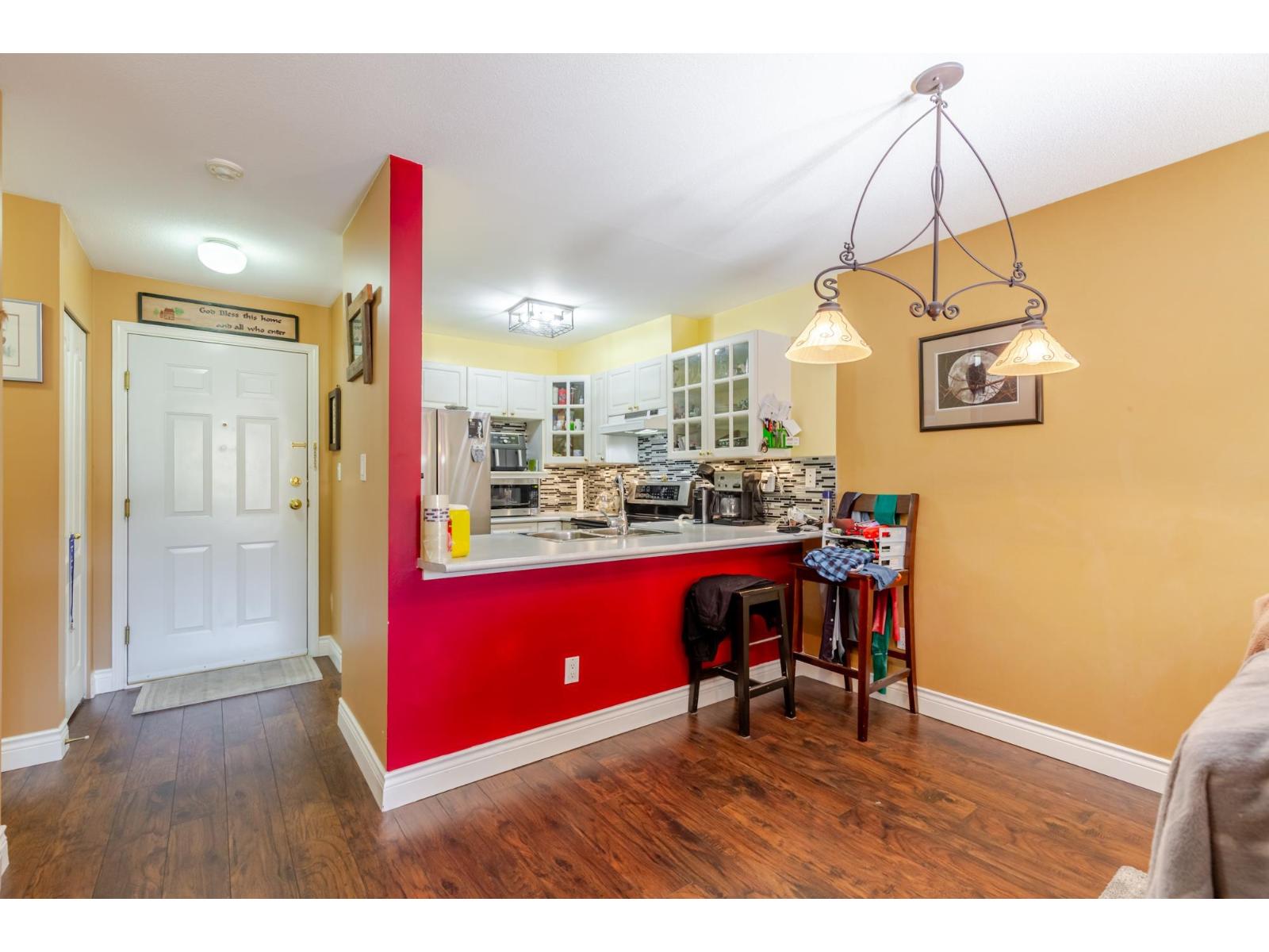 318 15110 108 Avenue, Surrey, British Columbia  V3R 0T6 - Photo 8 - R3154331
