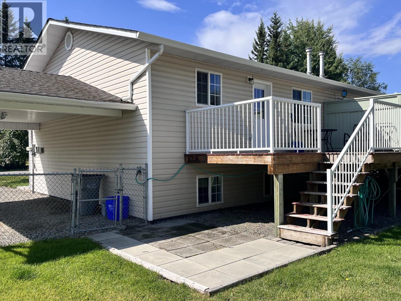 2210 Gassoff Road, Quesnel, British Columbia  V2J 4E6 - Photo 3 - R3155337