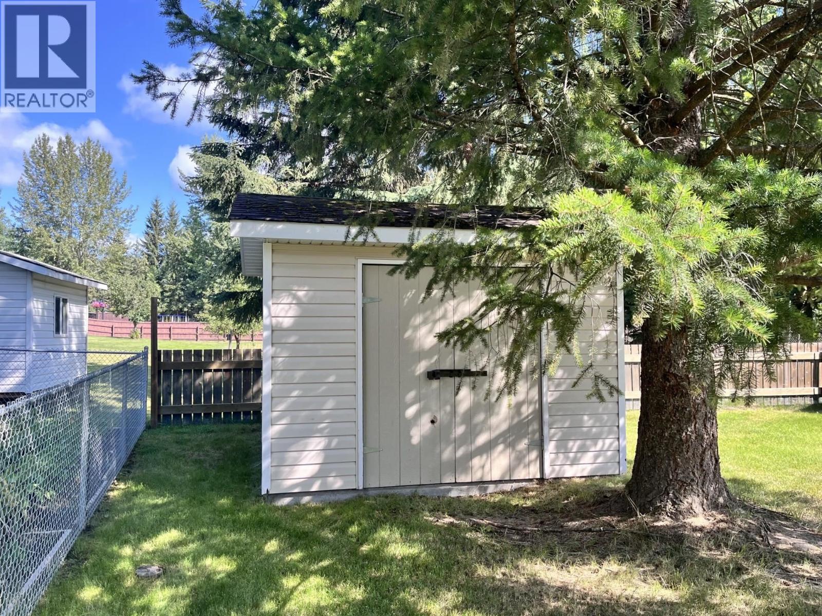2210 Gassoff Road, Quesnel, British Columbia  V2J 4E6 - Photo 23 - R3155337