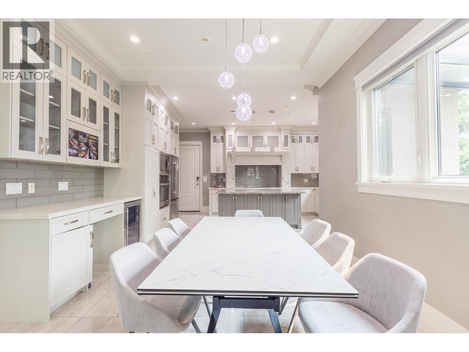 5208 Carson Street, Burnaby, British Columbia  V5J 2Z2 - Photo 6 - R3152521