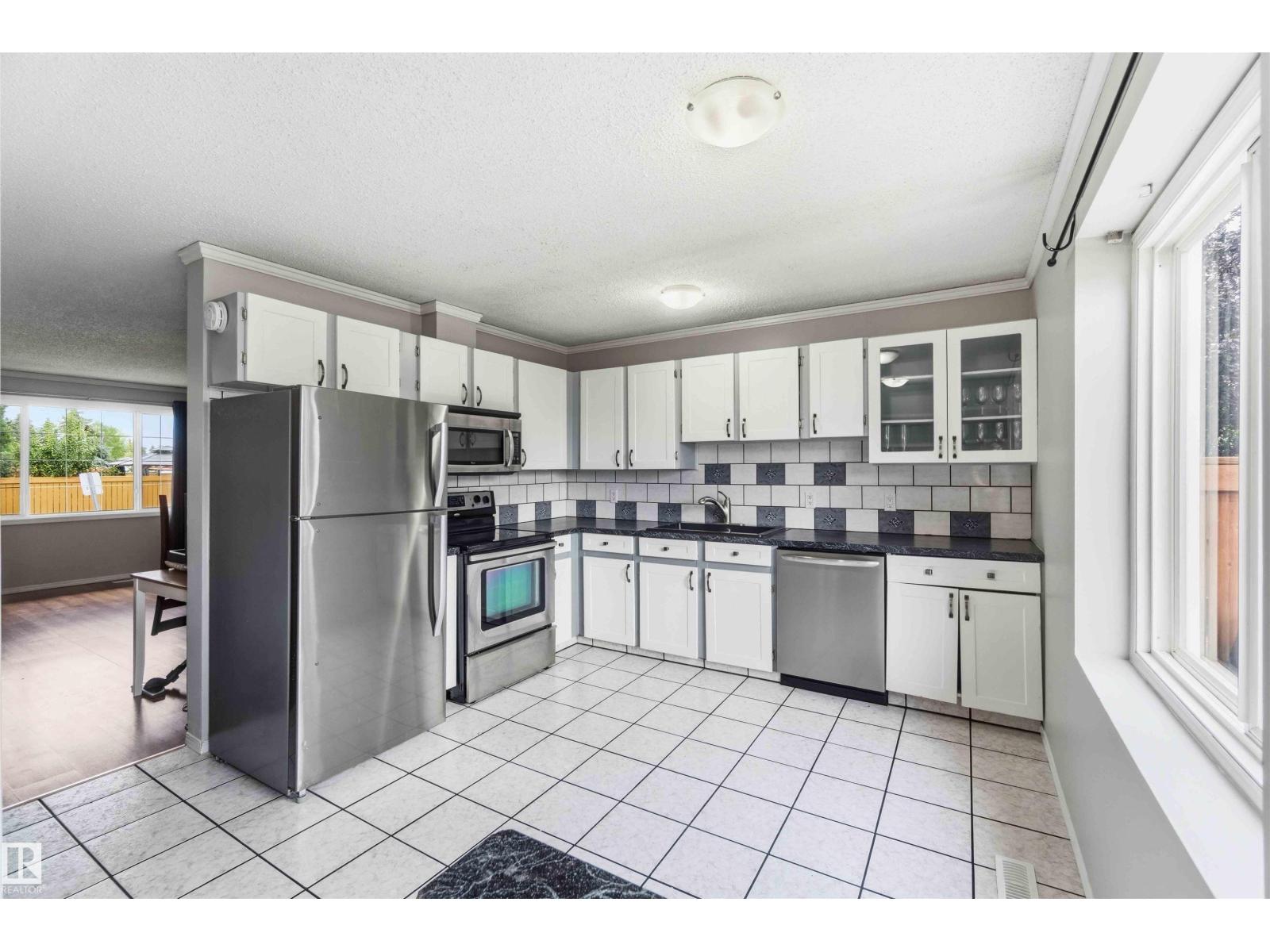7963 178 St NW, Edmonton, Alberta T5T 1L3 - Photo 12 - E4503446