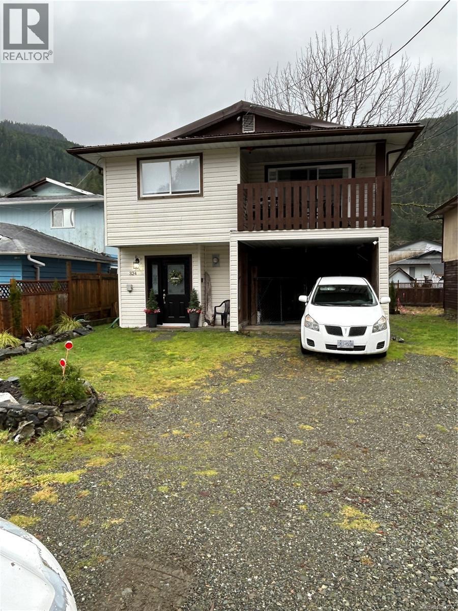 324 Alpine View Rd, Tahsis, British Columbia  V0P 1X0 - Photo 1 - 1024037