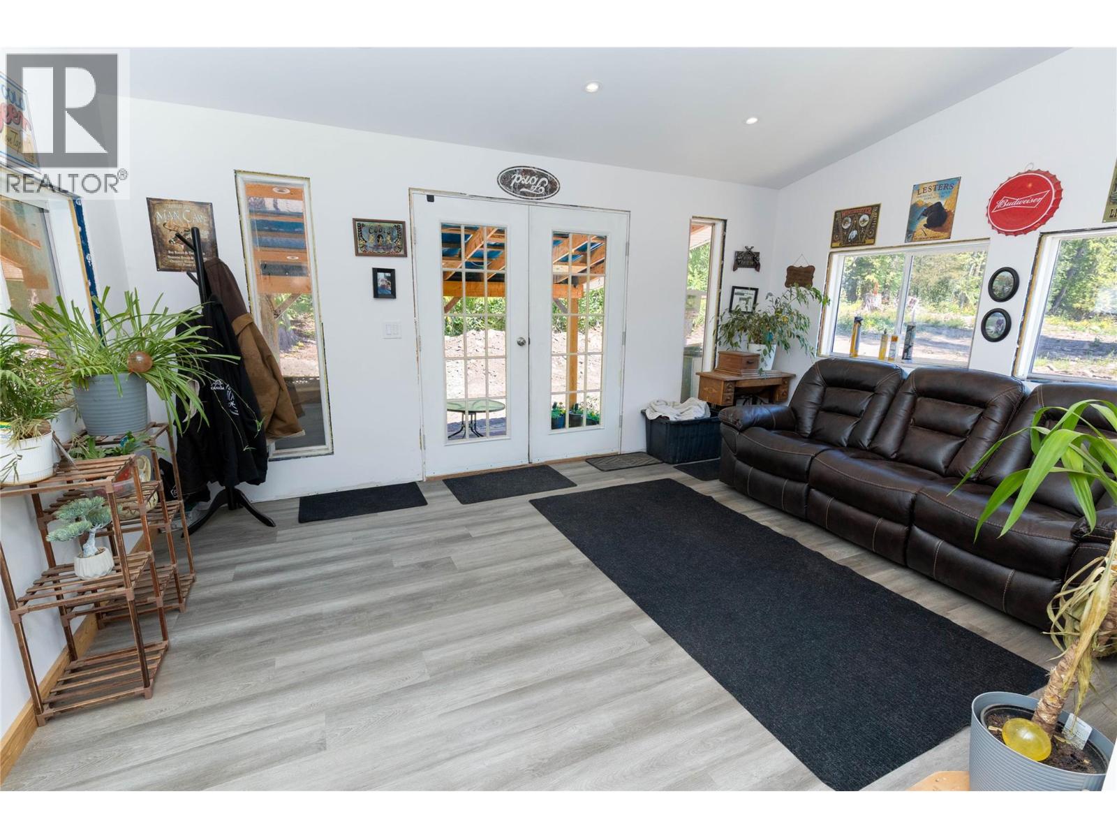 73 Watershed Road, Enderby, British Columbia  V4Y 4K5 - Photo 10 - 10394716